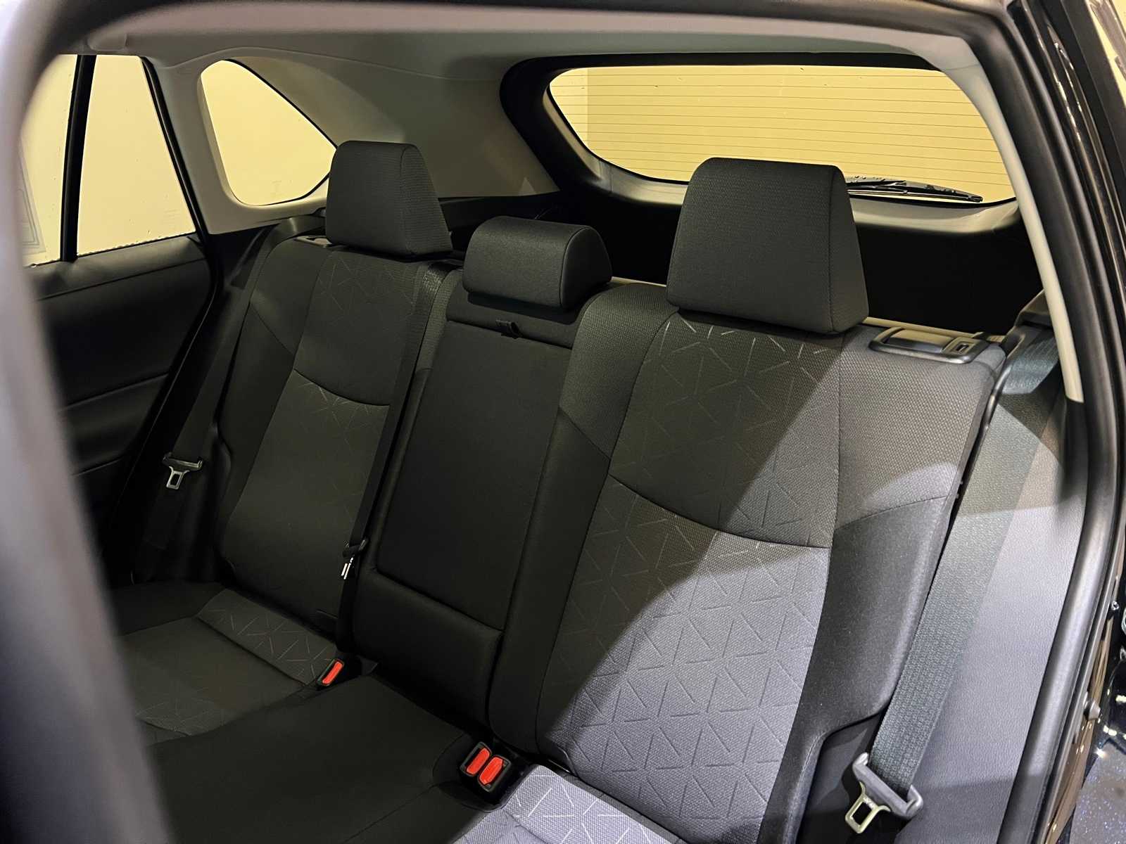 Thumbnail: 2025 Toyota RAV4 - 13