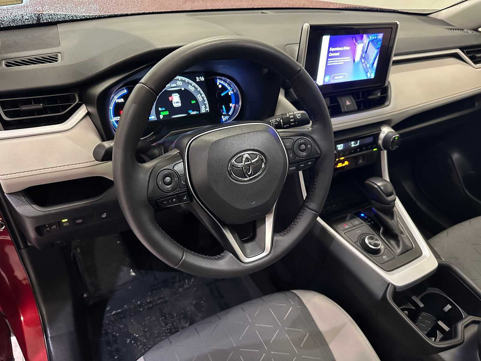 Thumbnail: 2025 Toyota RAV4 - 2