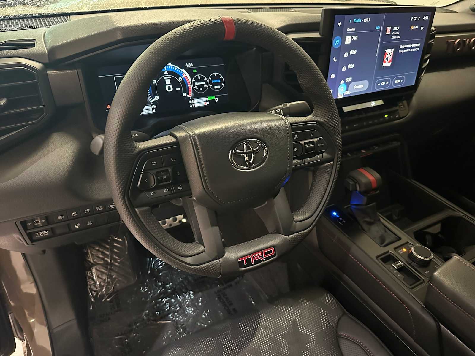 Thumbnail: 2025 Toyota Tundra - 2