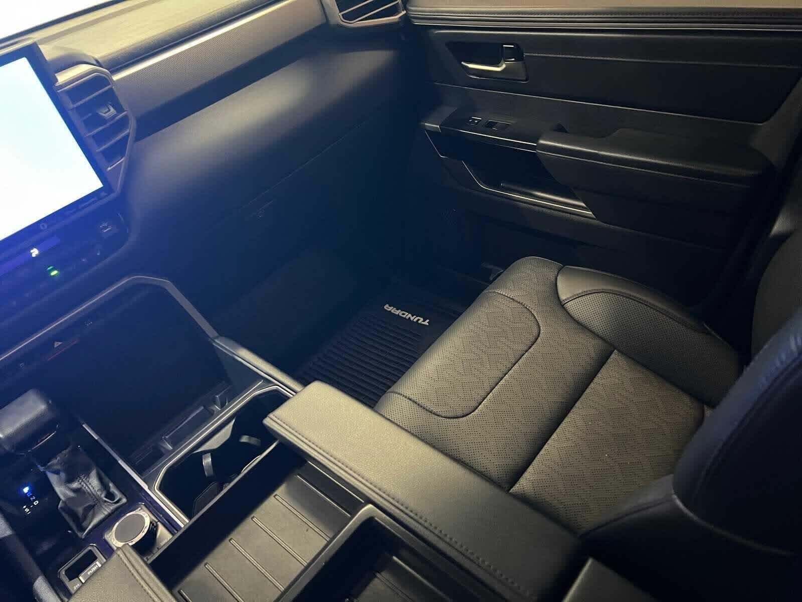 Thumbnail: 2023 Toyota Tundra - 11