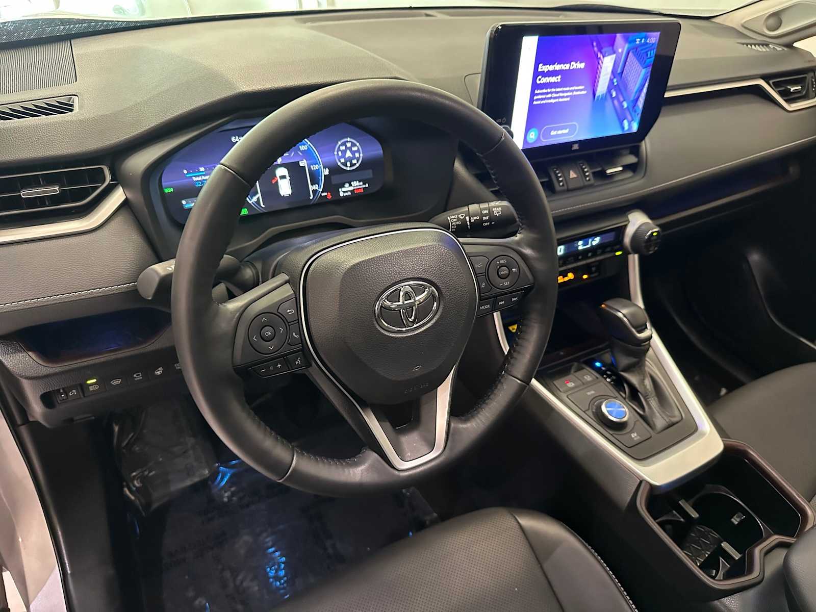 Thumbnail: 2024 Toyota RAV4 - 2