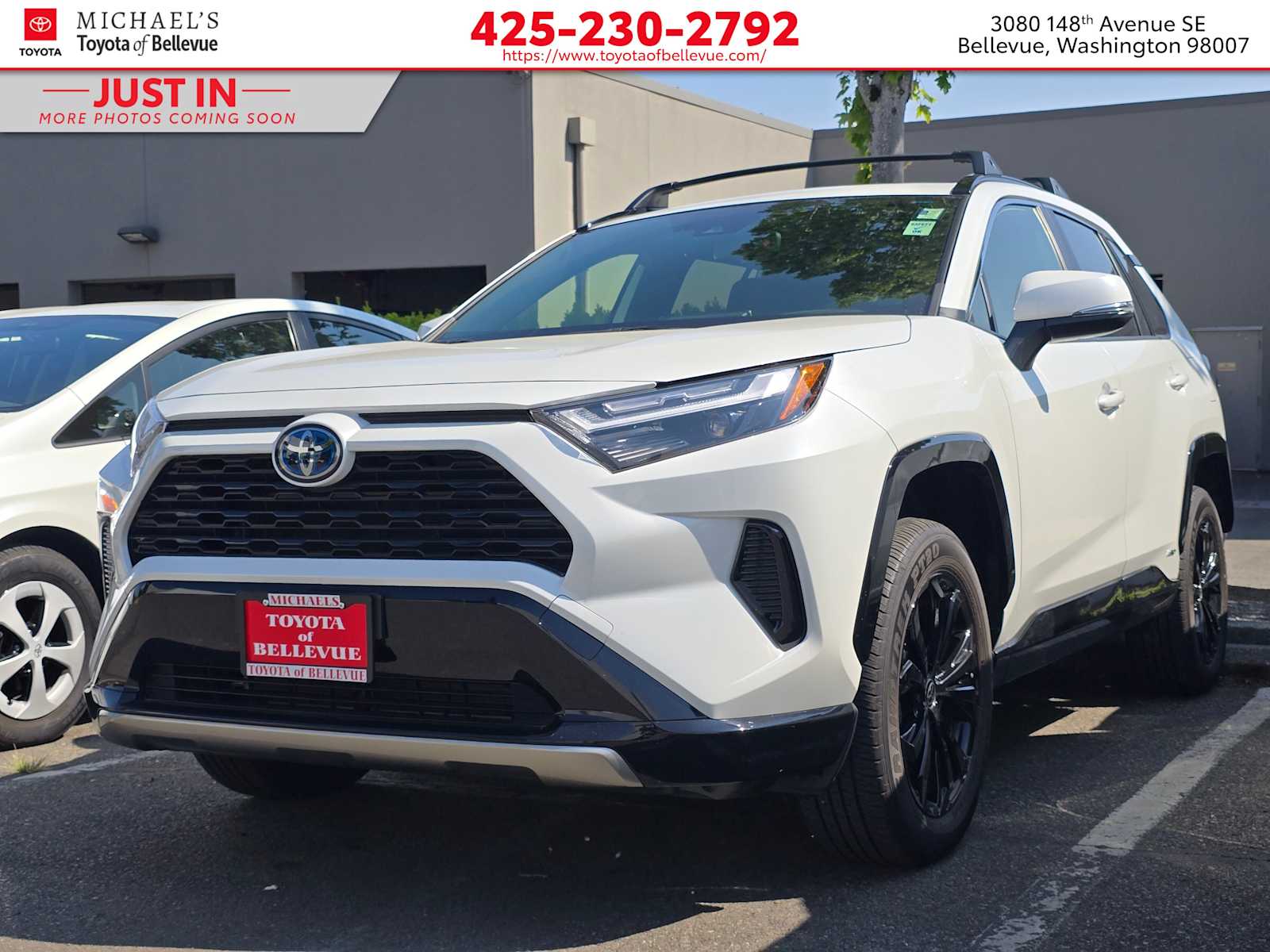 Thumbnail: 2024 Toyota RAV4 - 1