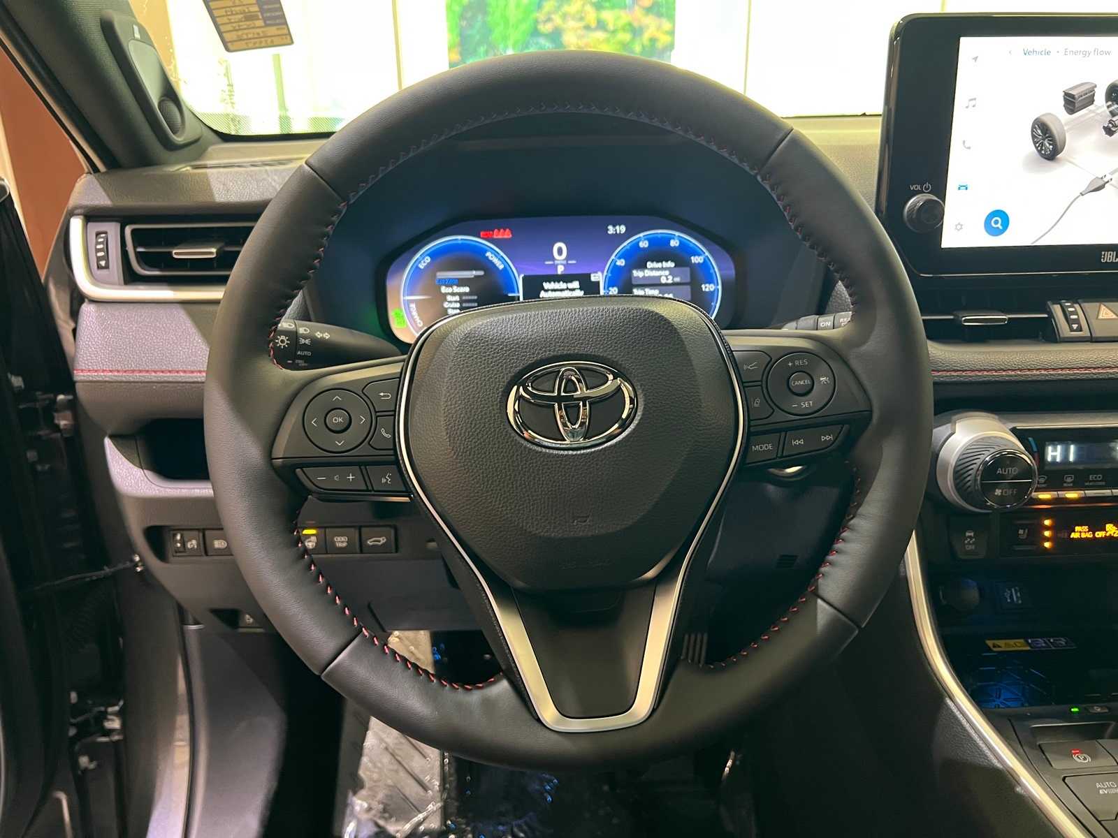 Thumbnail: 2025 Toyota RAV4 - 20