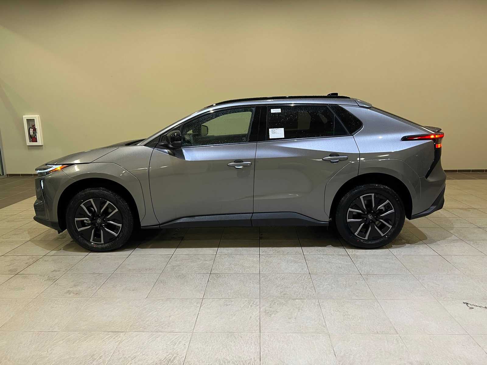 Thumbnail: 2026 Toyota bZ - 3