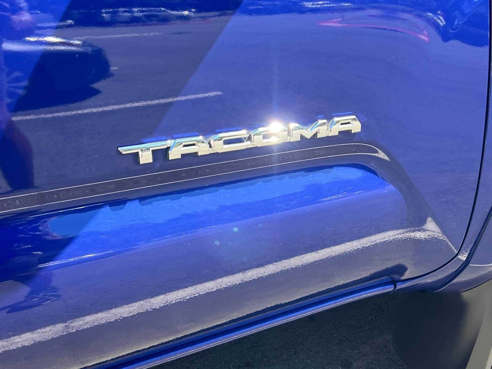 Thumbnail: 2023 Toyota Tacoma - 6