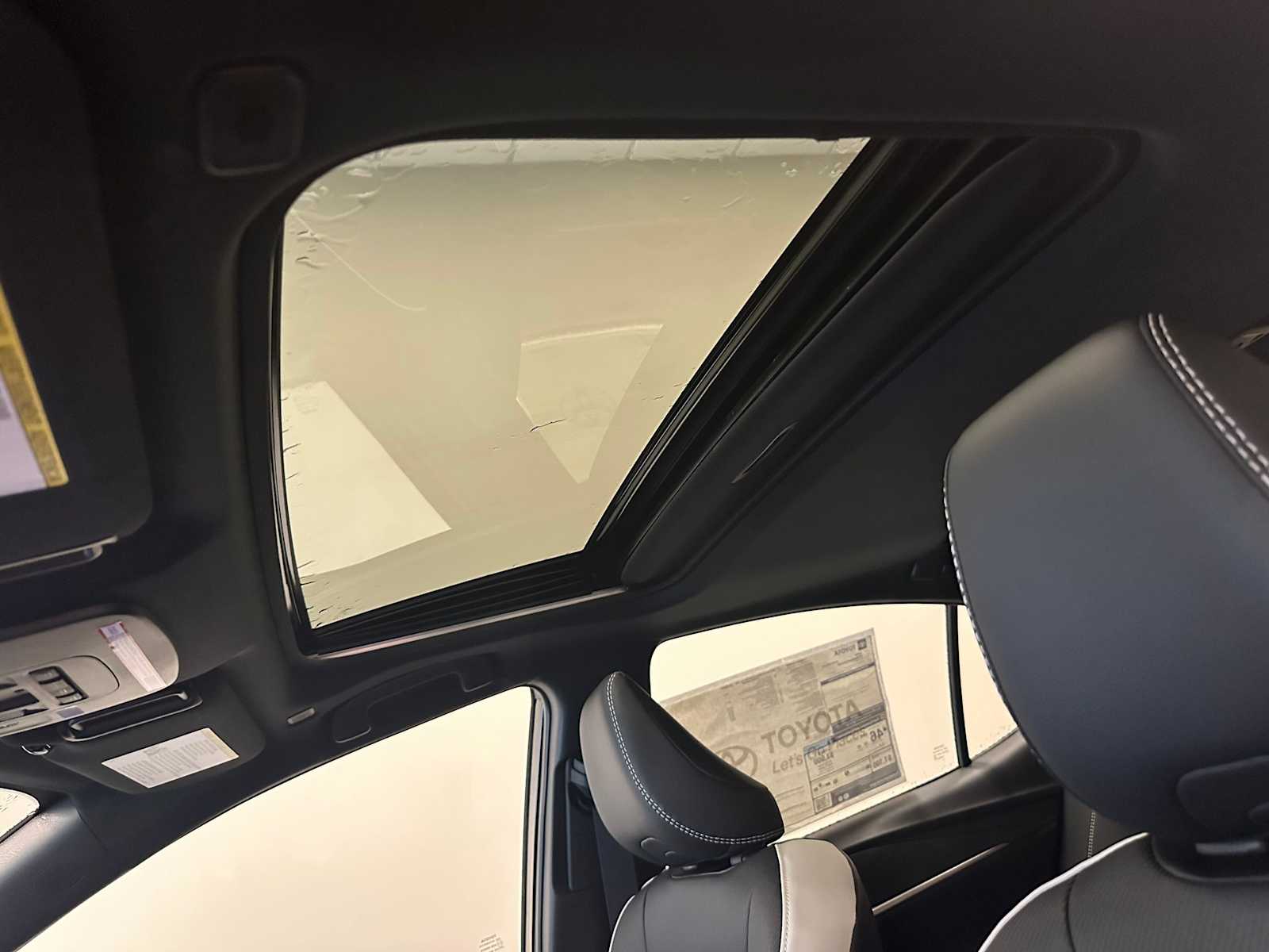 Thumbnail: 2026 Toyota Camry - 21