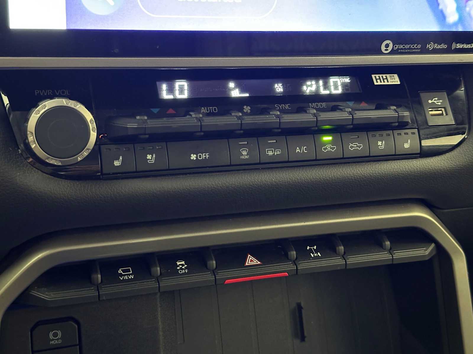 Thumbnail: 2023 Toyota Tundra - 17