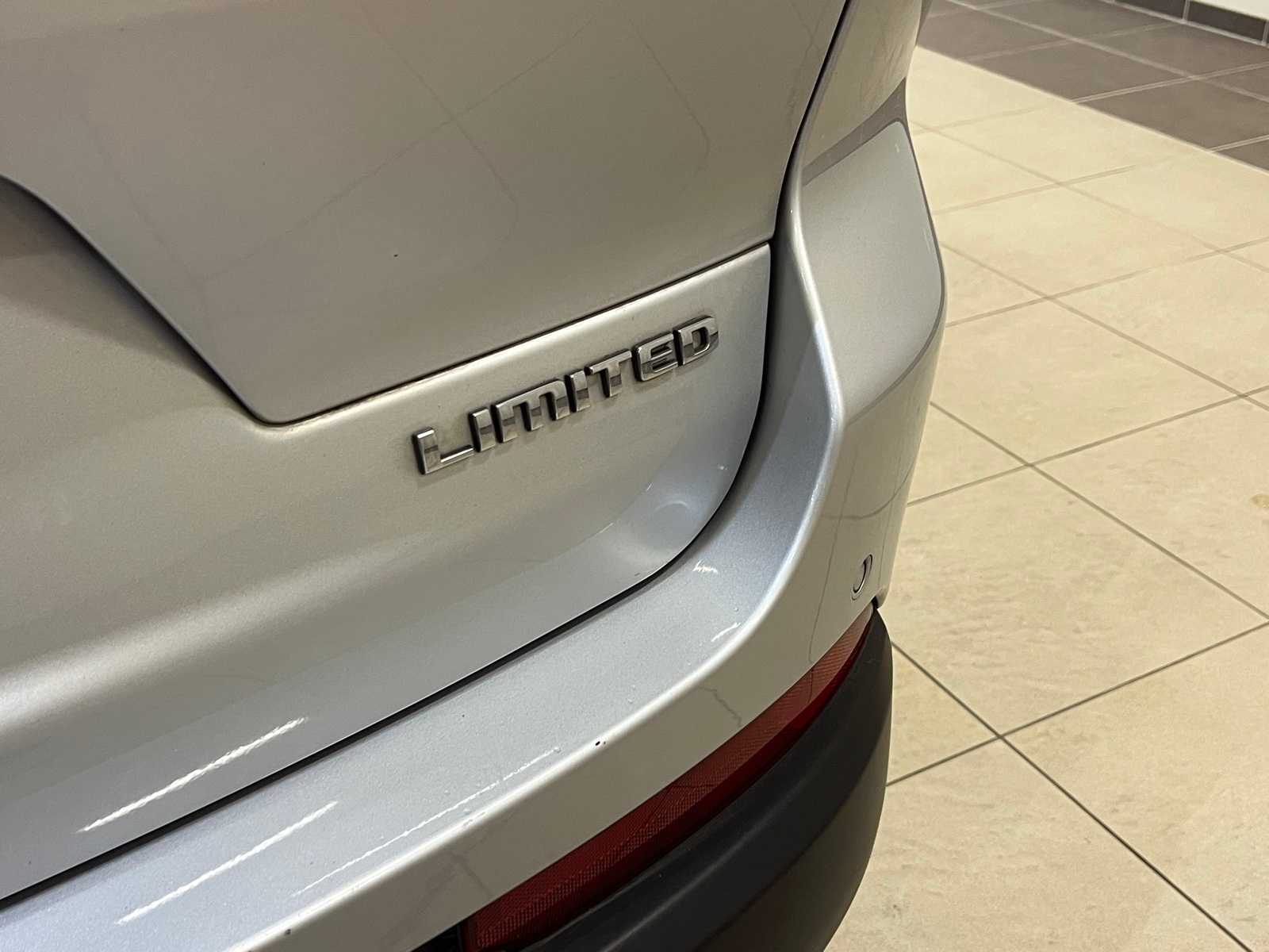 Thumbnail: 2021 Jeep Grand Cherokee L - 6