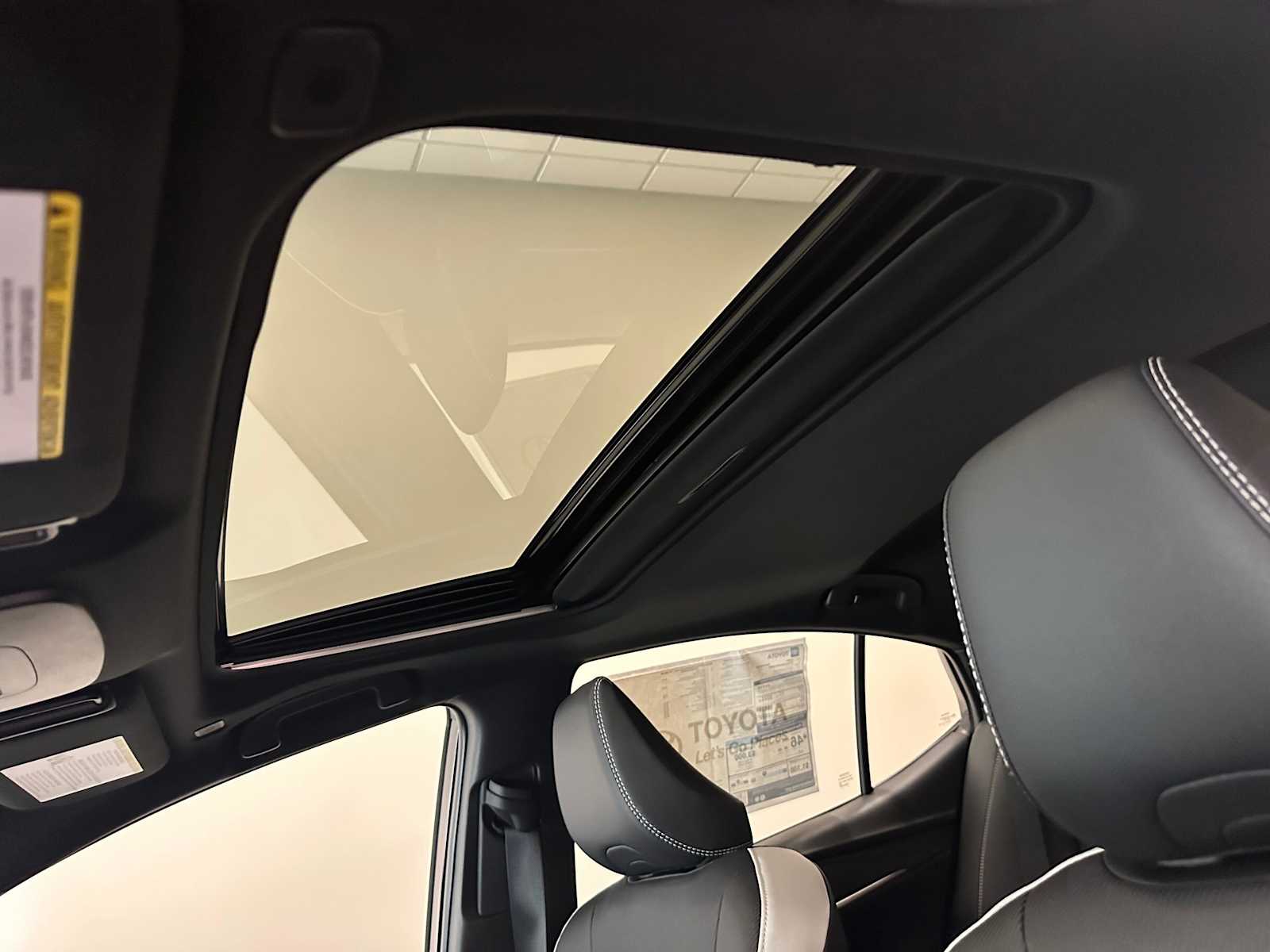 Thumbnail: 2026 Toyota Camry - 21