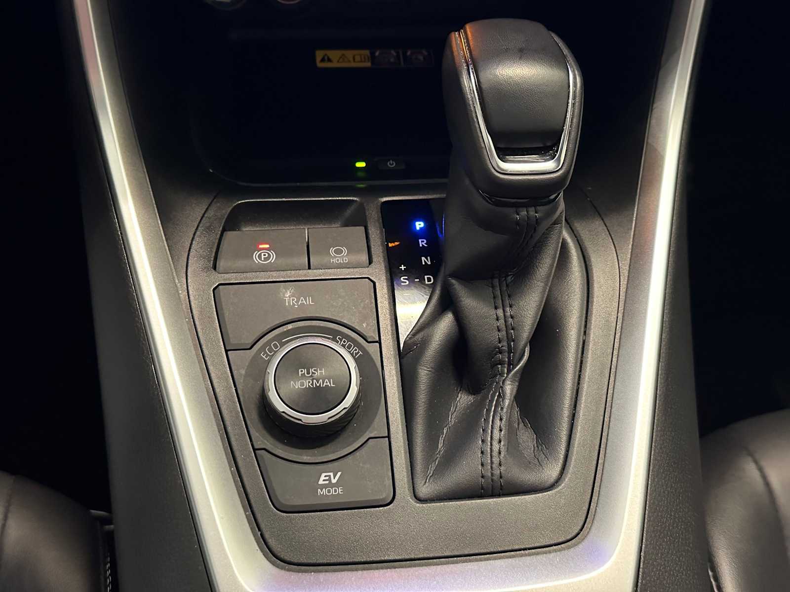 Thumbnail: 2025 Toyota RAV4 - 17