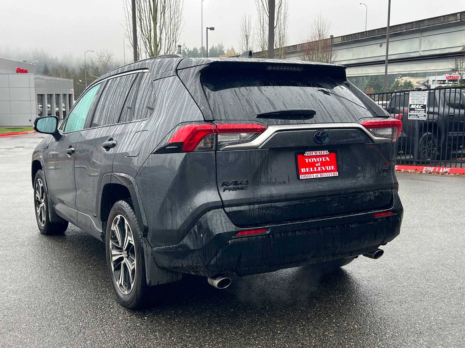 Thumbnail: 2024 Toyota RAV4 - 9