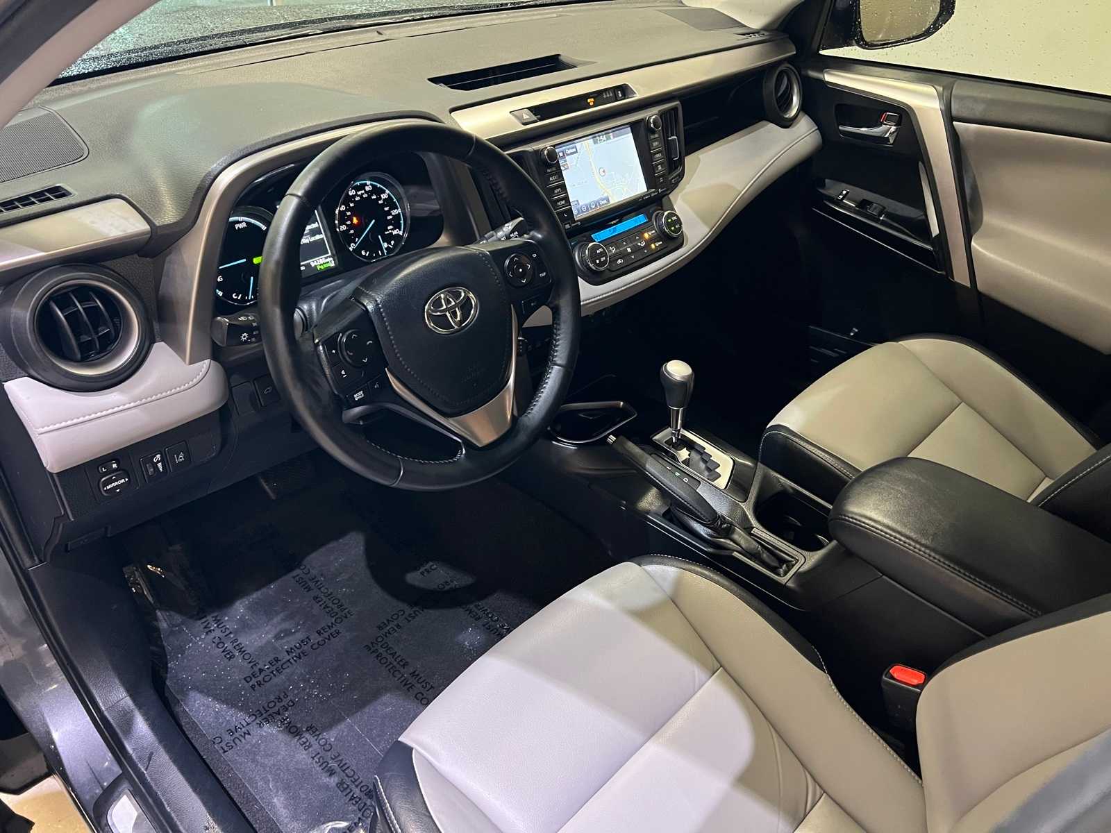 Thumbnail: 2017 Toyota RAV4 - 2