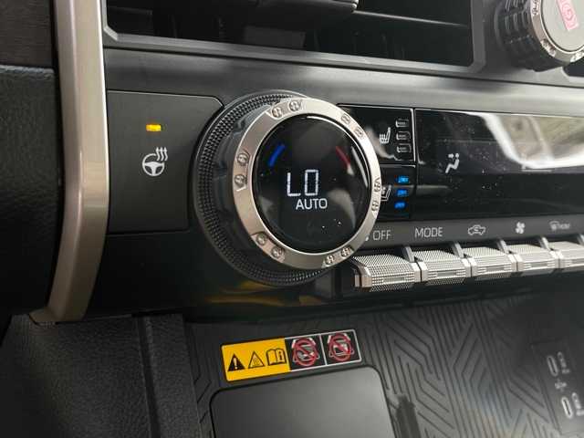 Thumbnail: 2024 Toyota Tacoma - 26