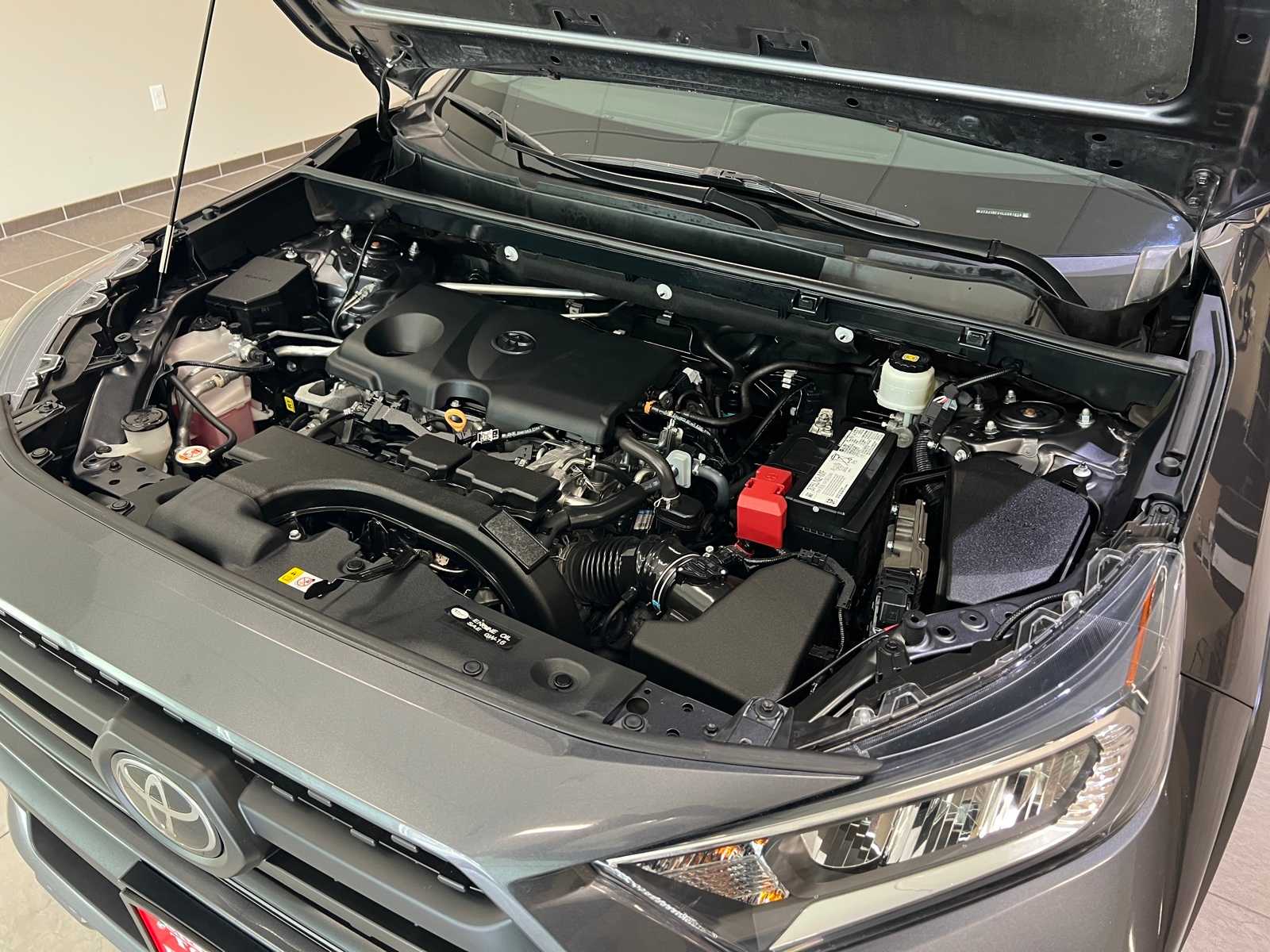 Thumbnail: 2020 Toyota RAV4 - 9