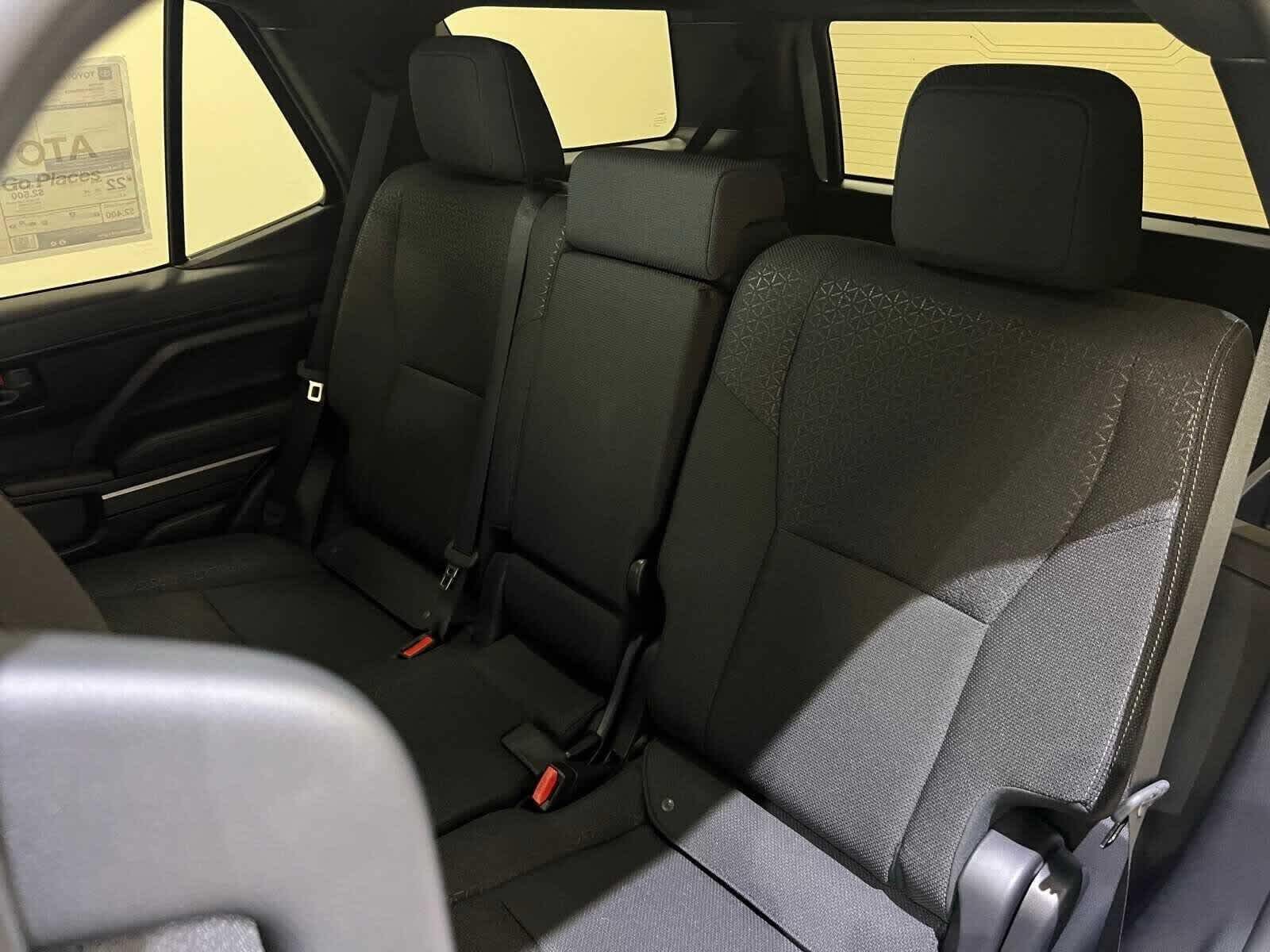 Thumbnail: 2025 Toyota 4Runner - 12