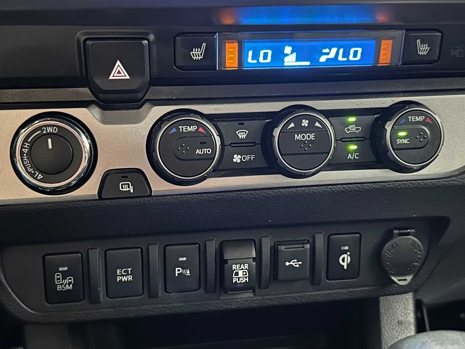 Thumbnail: 2021 Toyota Tacoma - 15