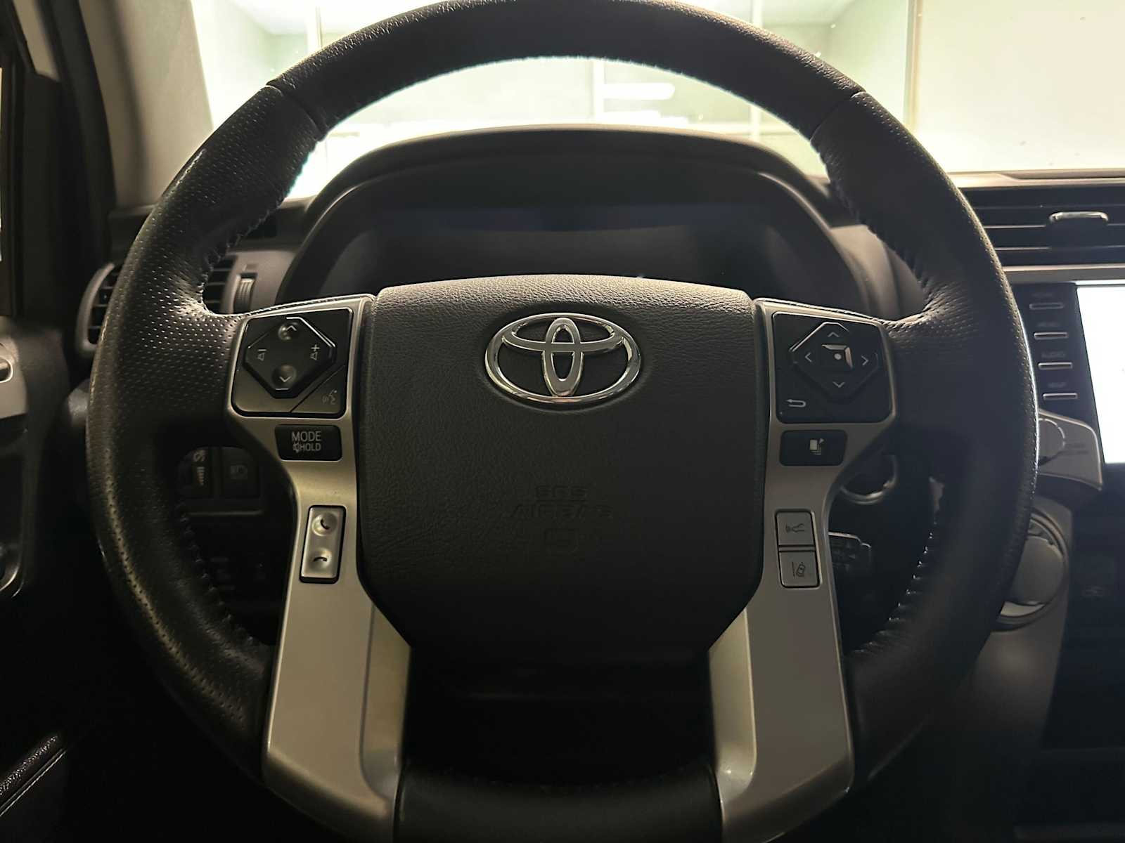 Thumbnail: 2023 Toyota 4Runner - 11