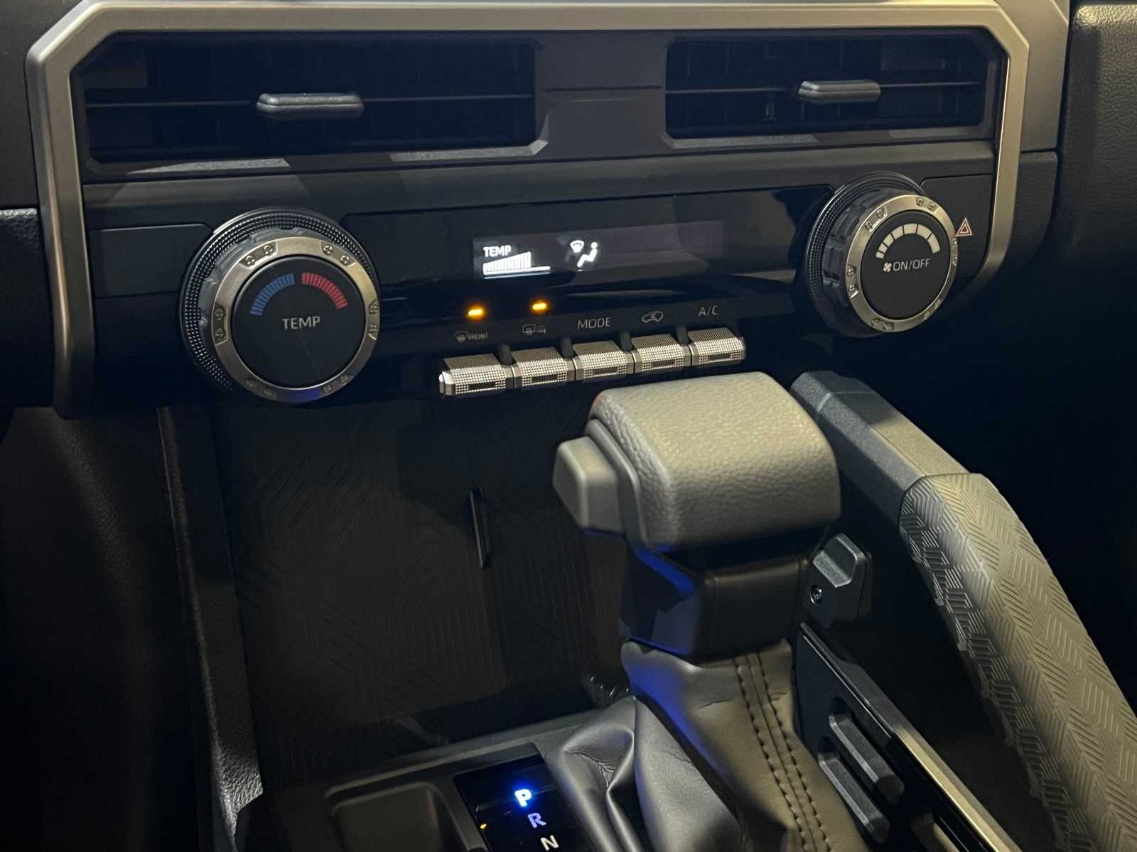 Thumbnail: 2025 Toyota 4Runner - 23