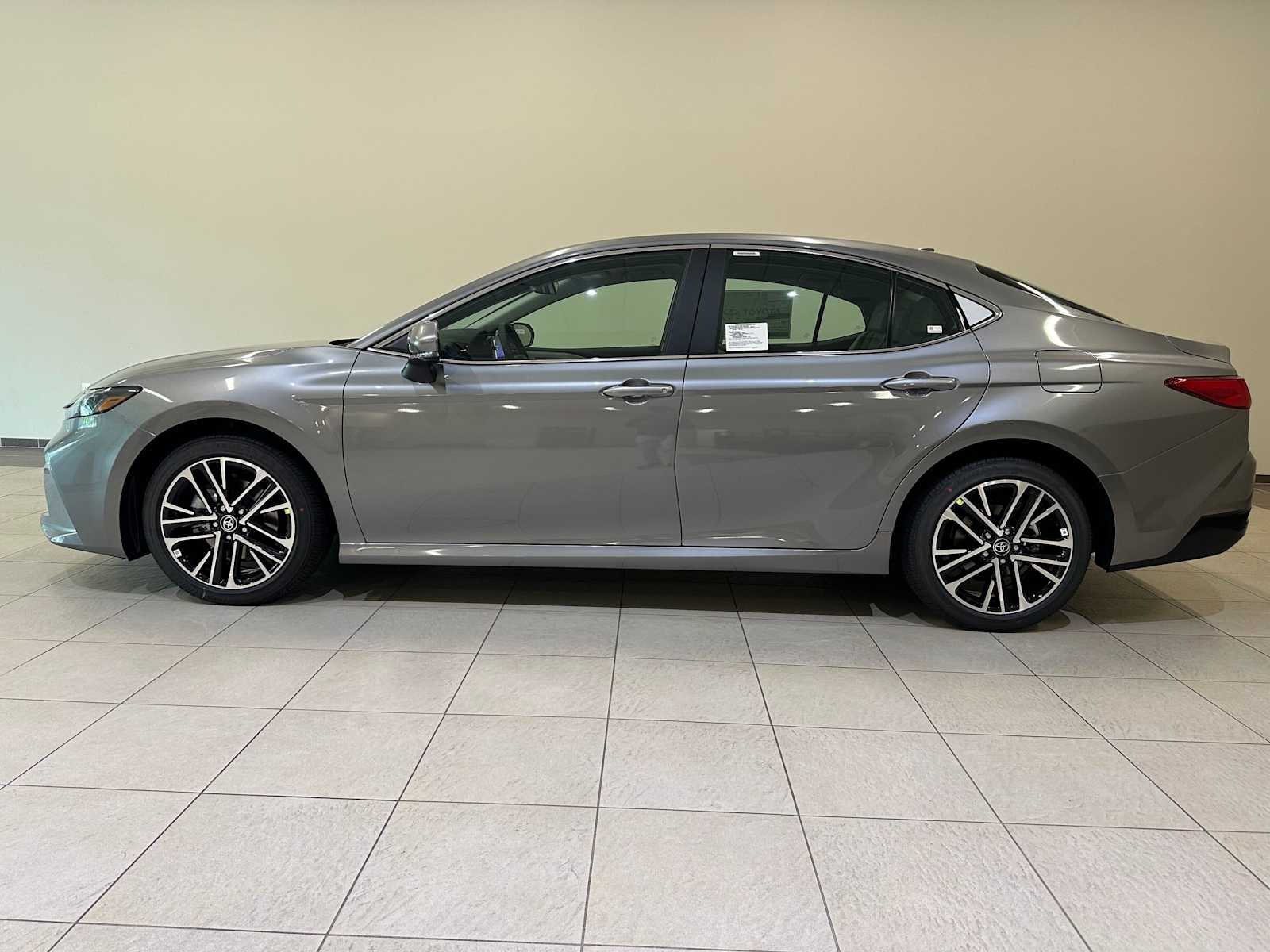 Thumbnail: 2026 Toyota Camry - 3