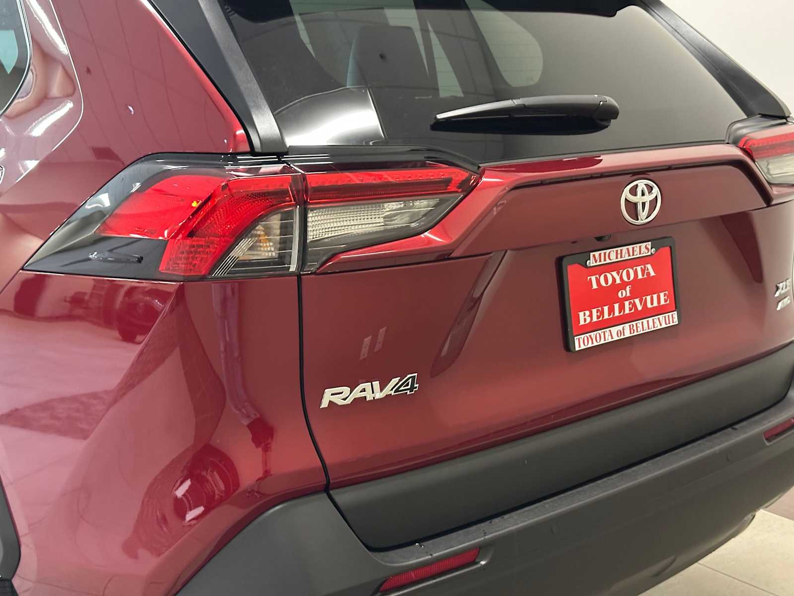 Thumbnail: 2025 Toyota RAV4 - 7