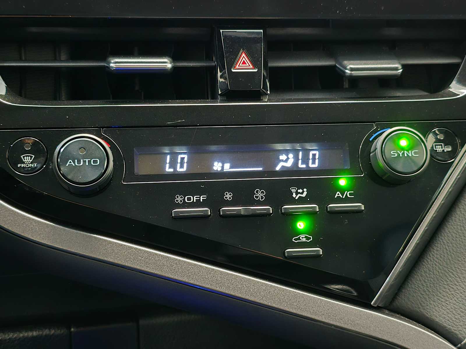 Thumbnail: 2024 Toyota Camry - 14