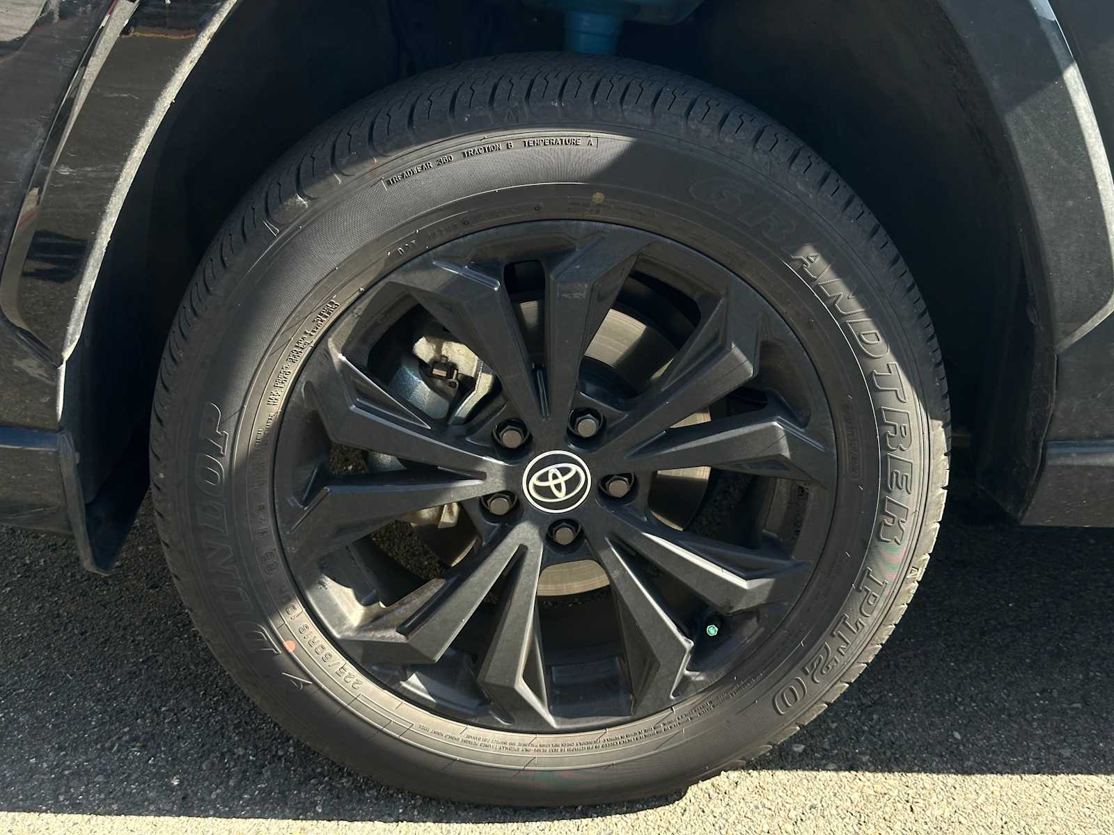 Thumbnail: 2025 Toyota RAV4 - 4