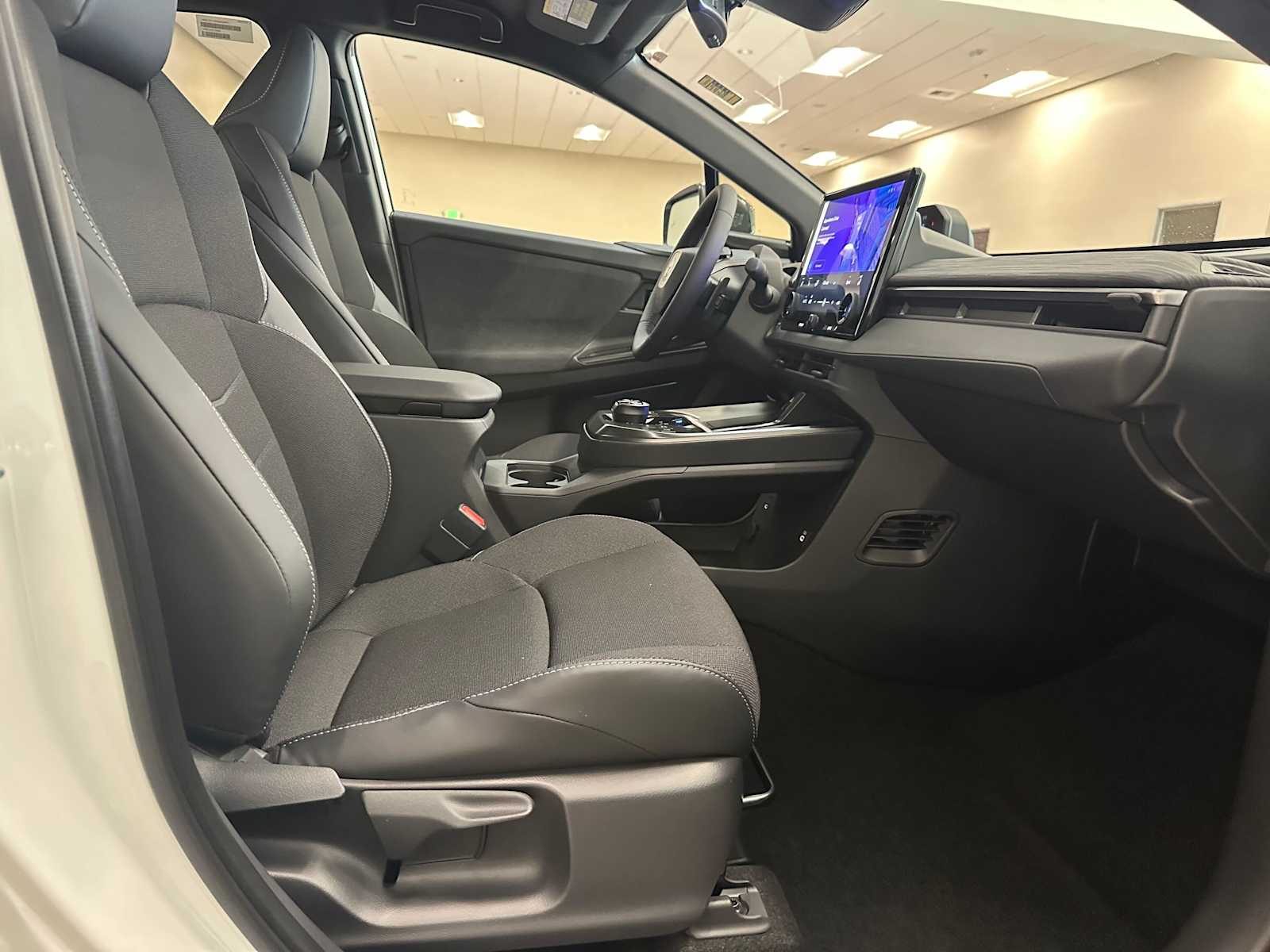 Thumbnail: 2026 Toyota C-HR - 25