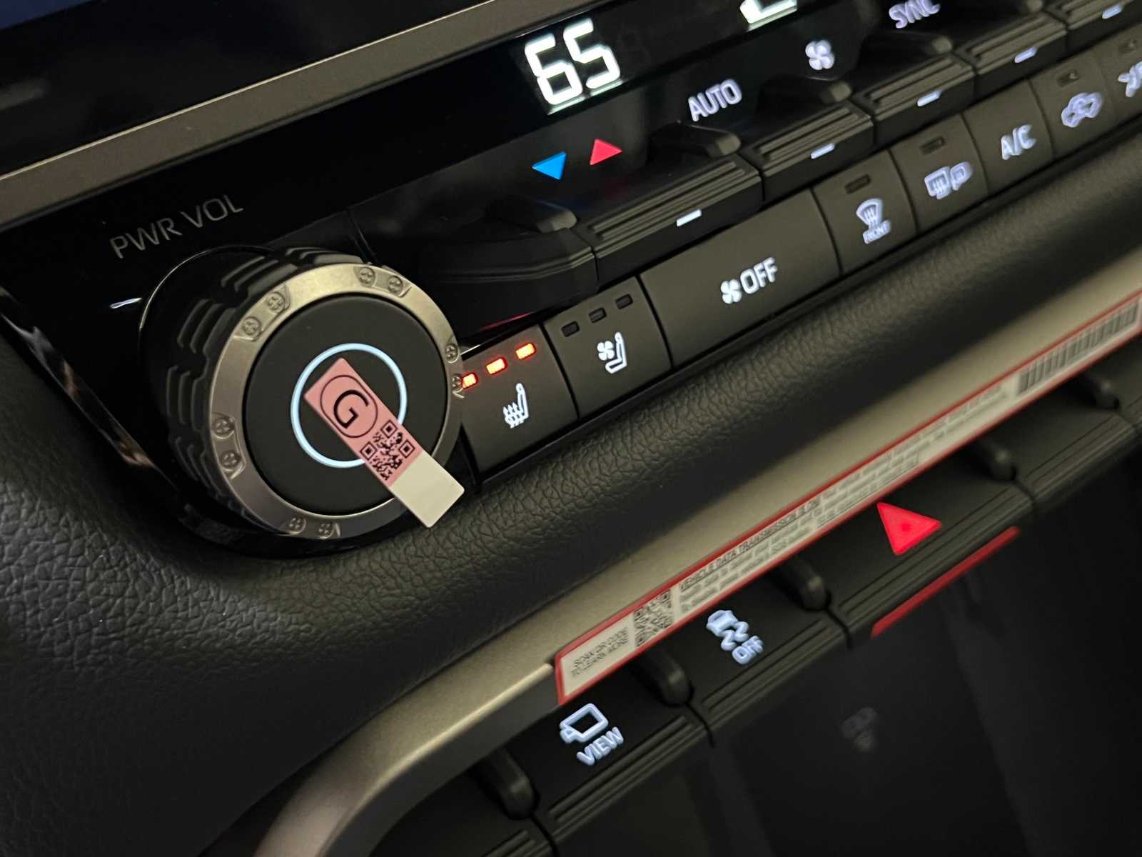 Thumbnail: 2025 Toyota Tundra - 24