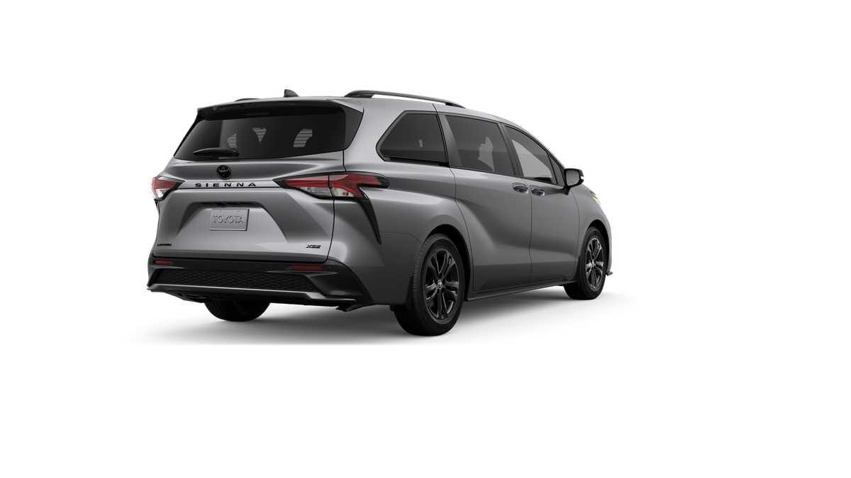 Thumbnail: 2026 Toyota Sienna - 9