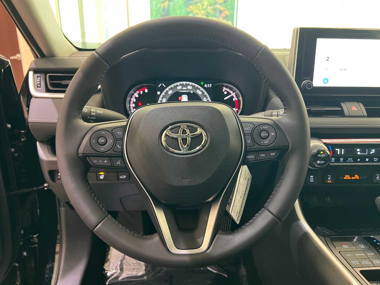 Thumbnail: 2025 Toyota RAV4 - 20