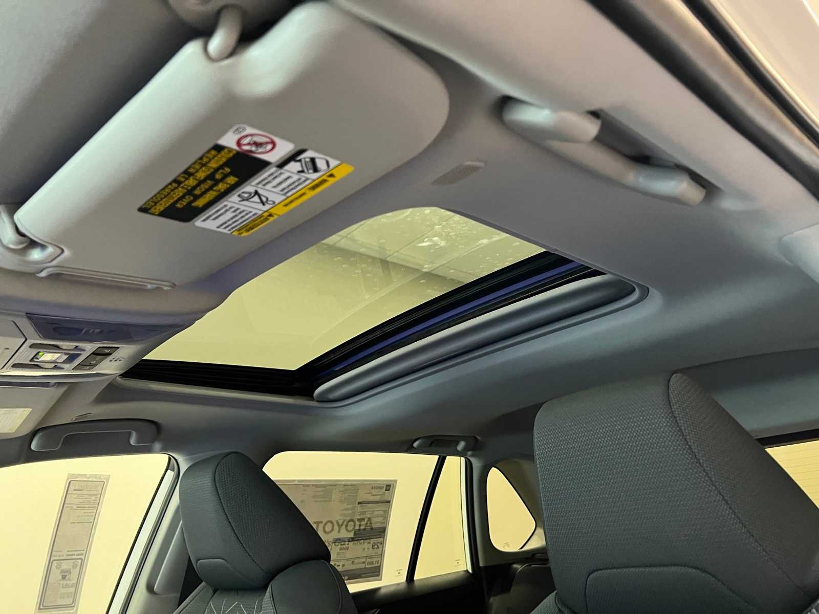 Thumbnail: 2025 Toyota RAV4 - 17