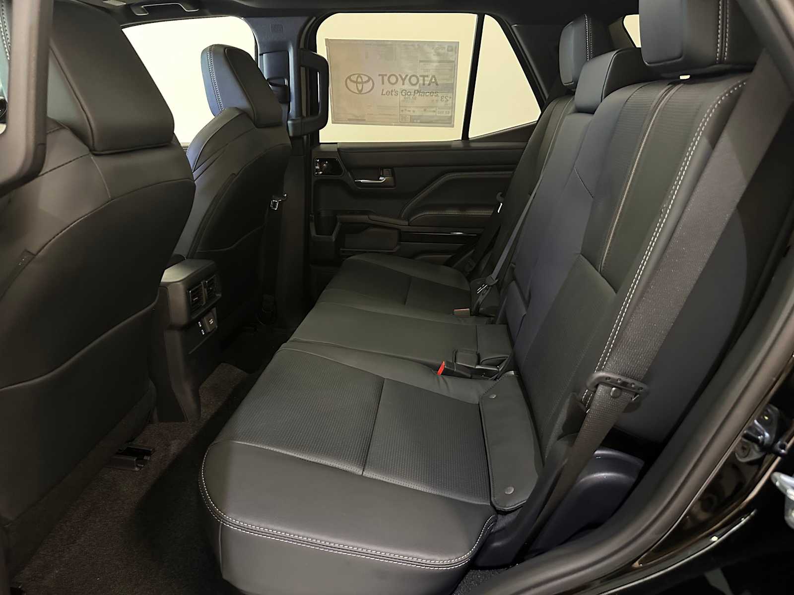 Thumbnail: 2026 Toyota 4Runner - 23