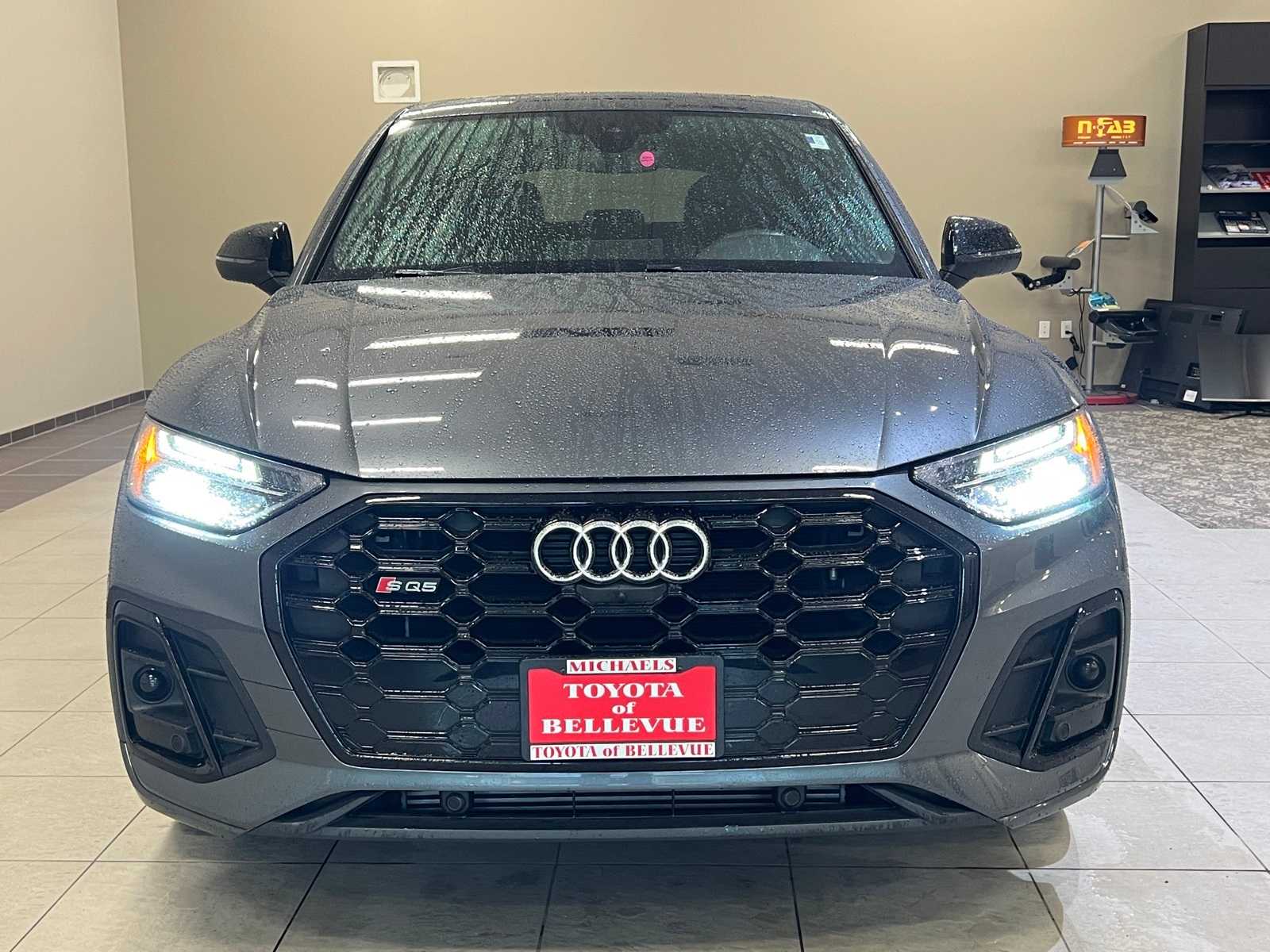 Thumbnail: 2021 Audi SQ5 - 8