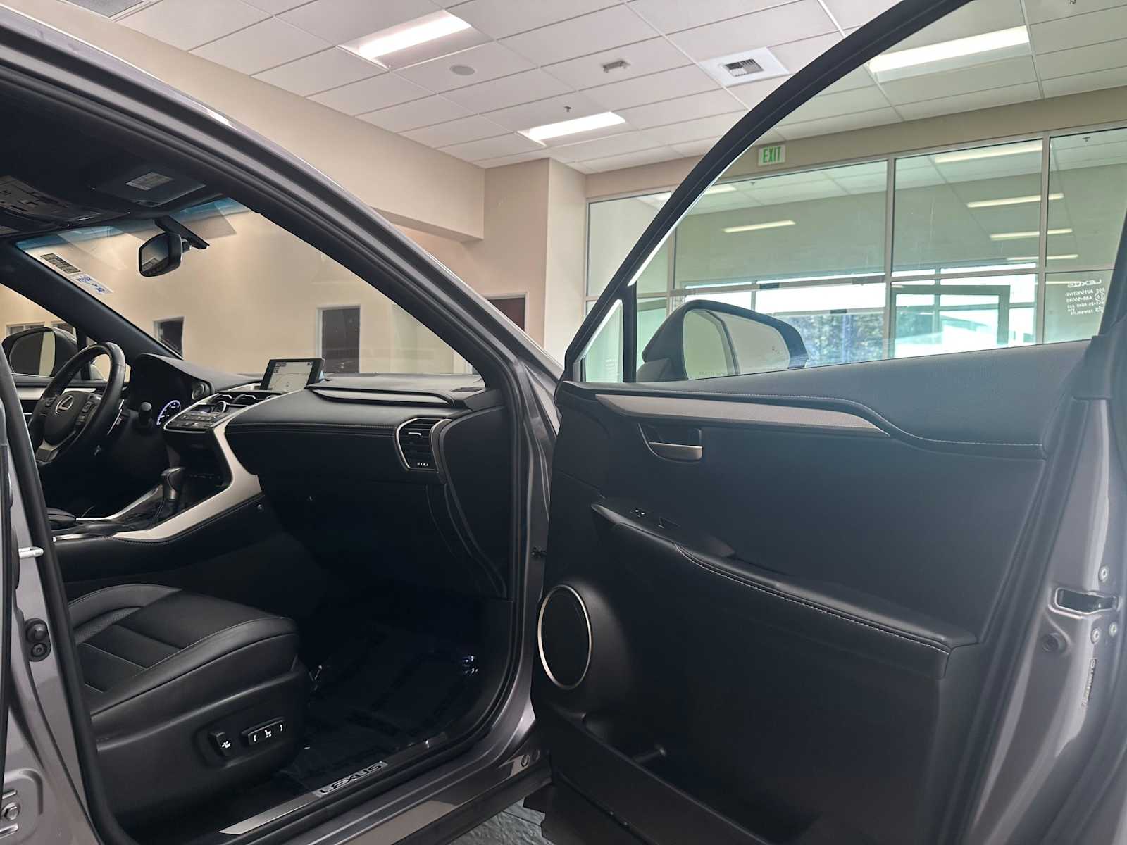 Thumbnail: 2015 Lexus NX - 31