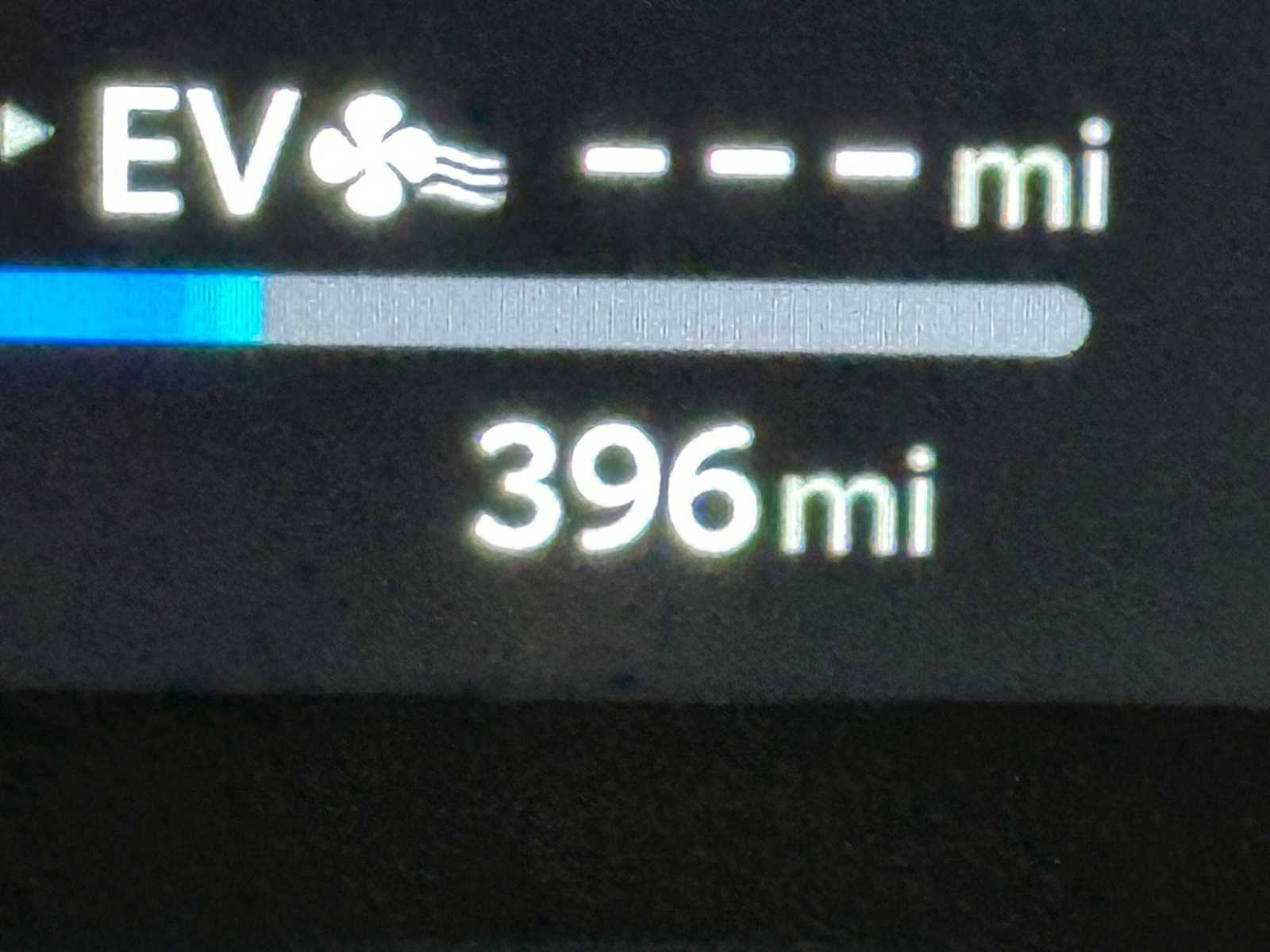 Thumbnail: 2025 Toyota RAV4 - 20