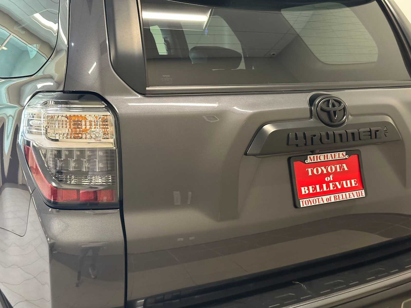 Thumbnail: 2022 Toyota 4Runner - 7