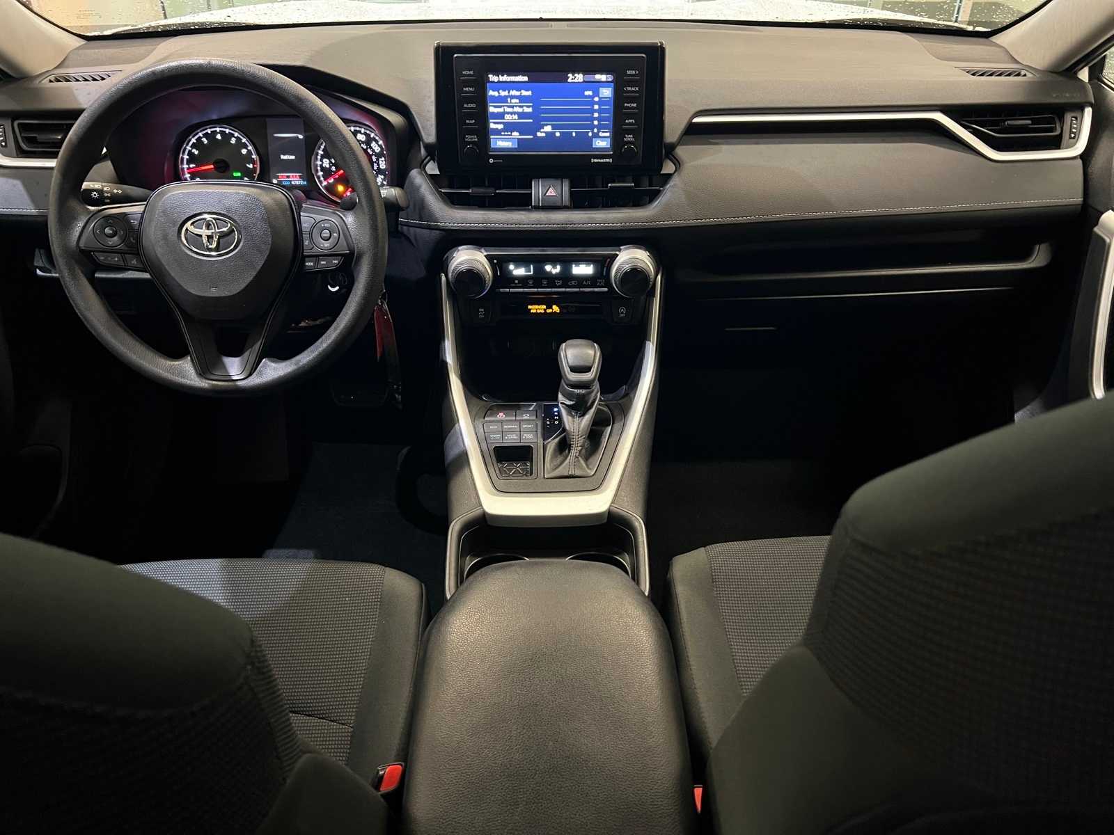 Thumbnail: 2021 Toyota RAV4 - 10