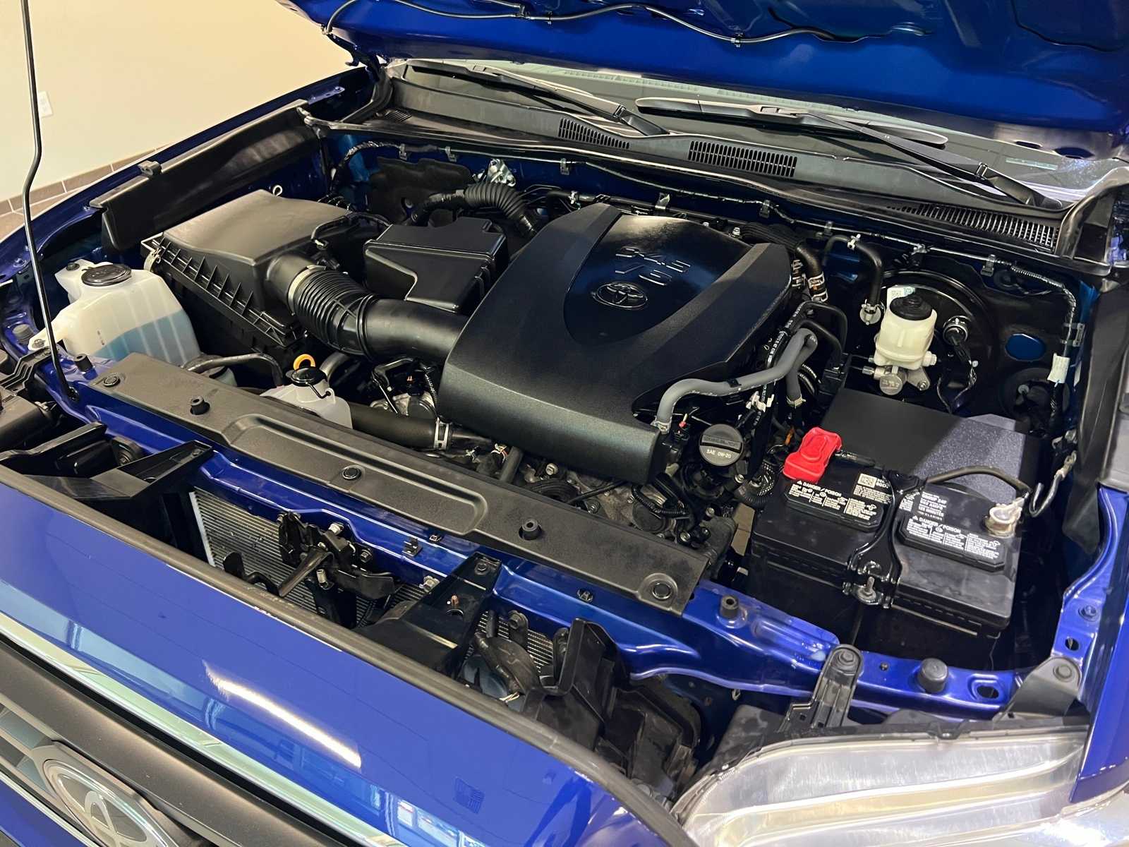 Thumbnail: 2022 Toyota Tacoma - 9