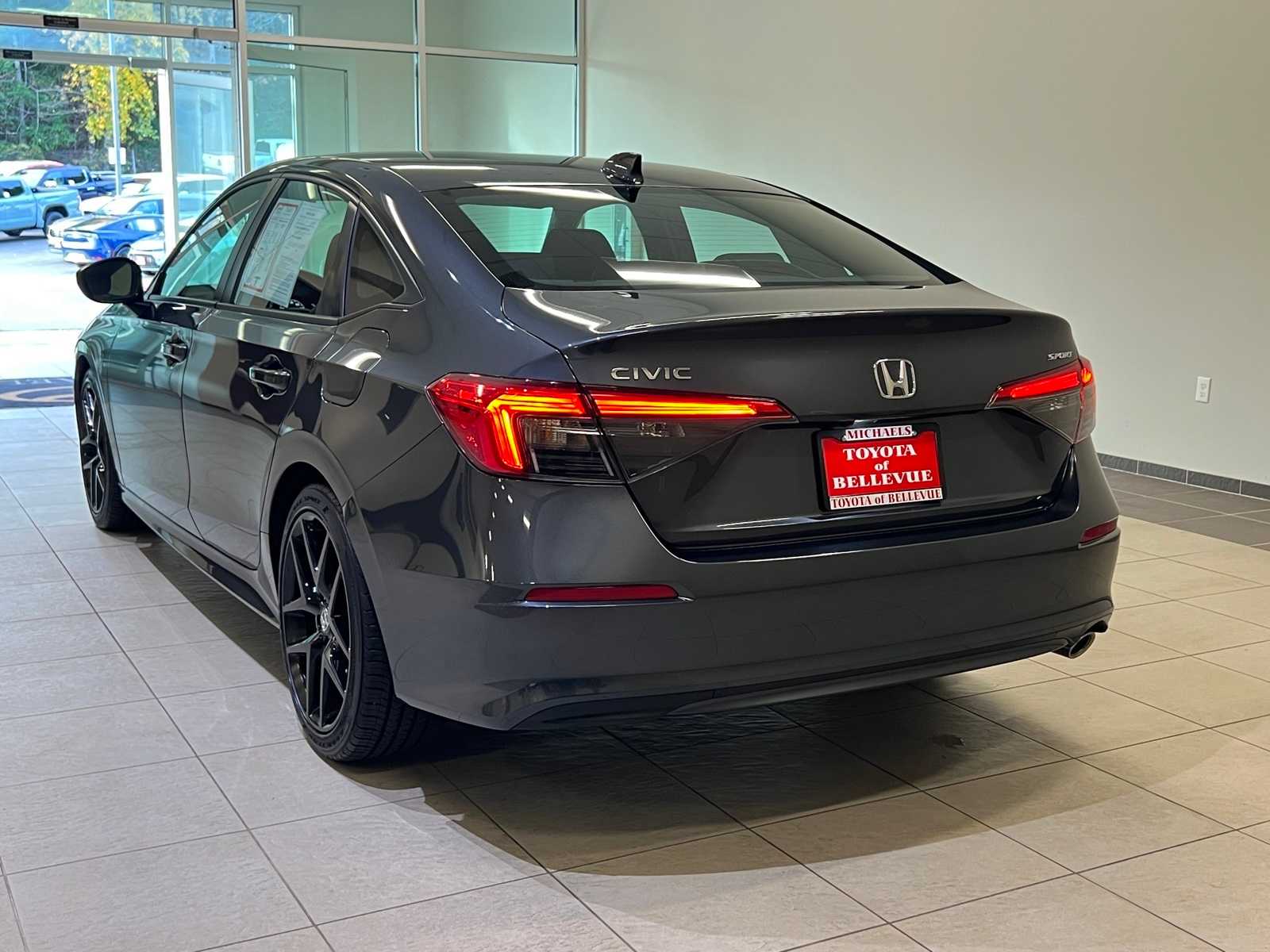 Thumbnail: 2024 Honda Civic - 4