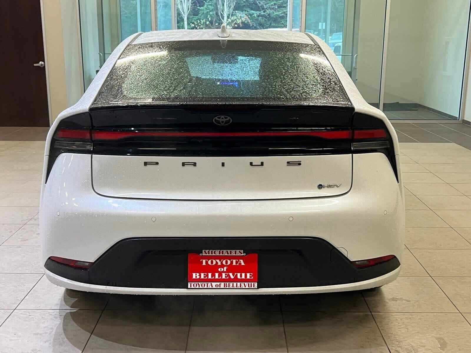 Thumbnail: 2024 Toyota Prius - 5