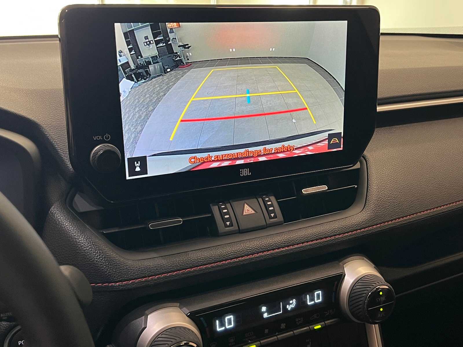 Thumbnail: 2025 Toyota RAV4 - 27