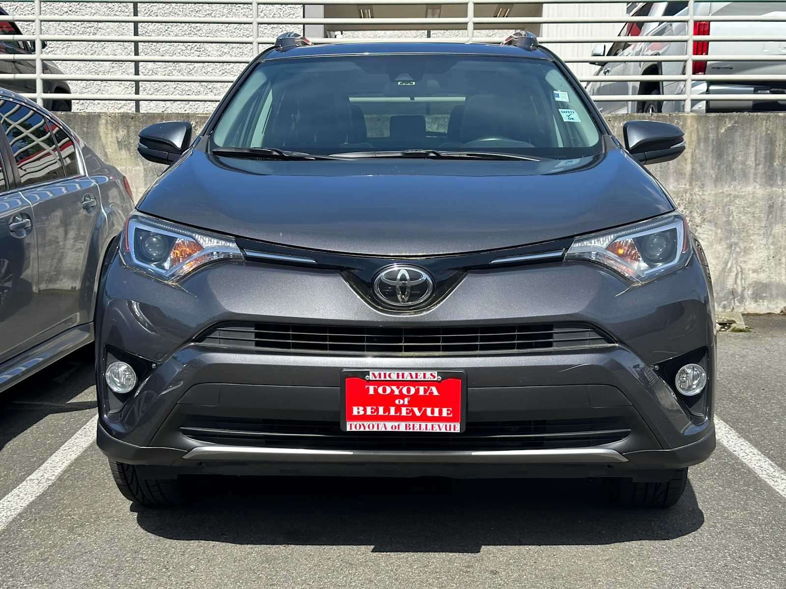 Thumbnail: 2018 Toyota RAV4 - 2