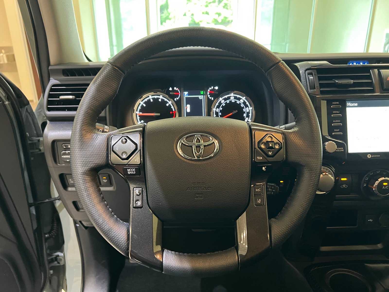 Thumbnail: 2023 Toyota 4Runner - 20