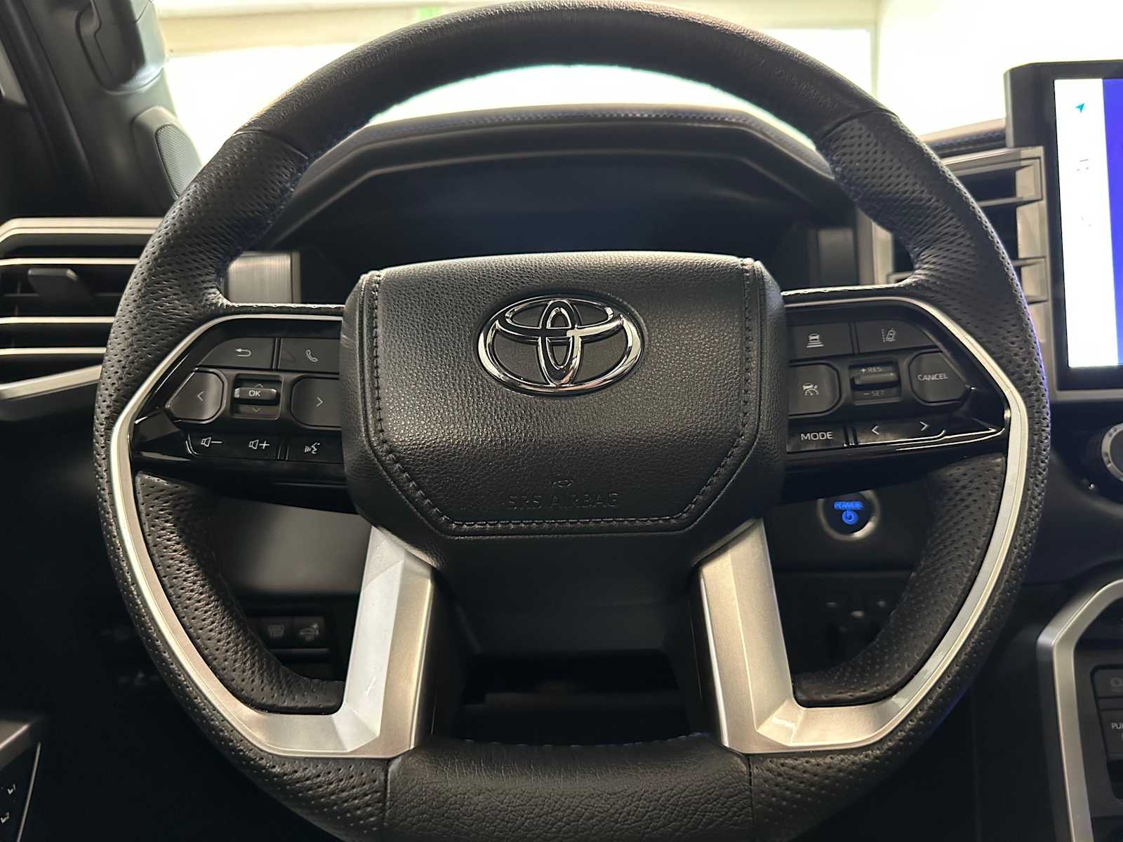 Thumbnail: 2023 Toyota Sequoia - 11