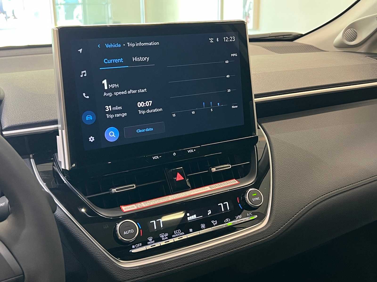 Thumbnail: 2026 Toyota Corolla Cross - 25