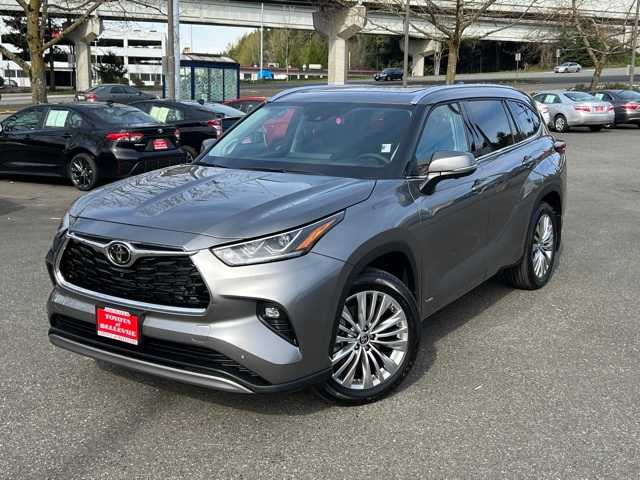 2025 Toyota Highlander Platinum -
                  Bellevue, WA