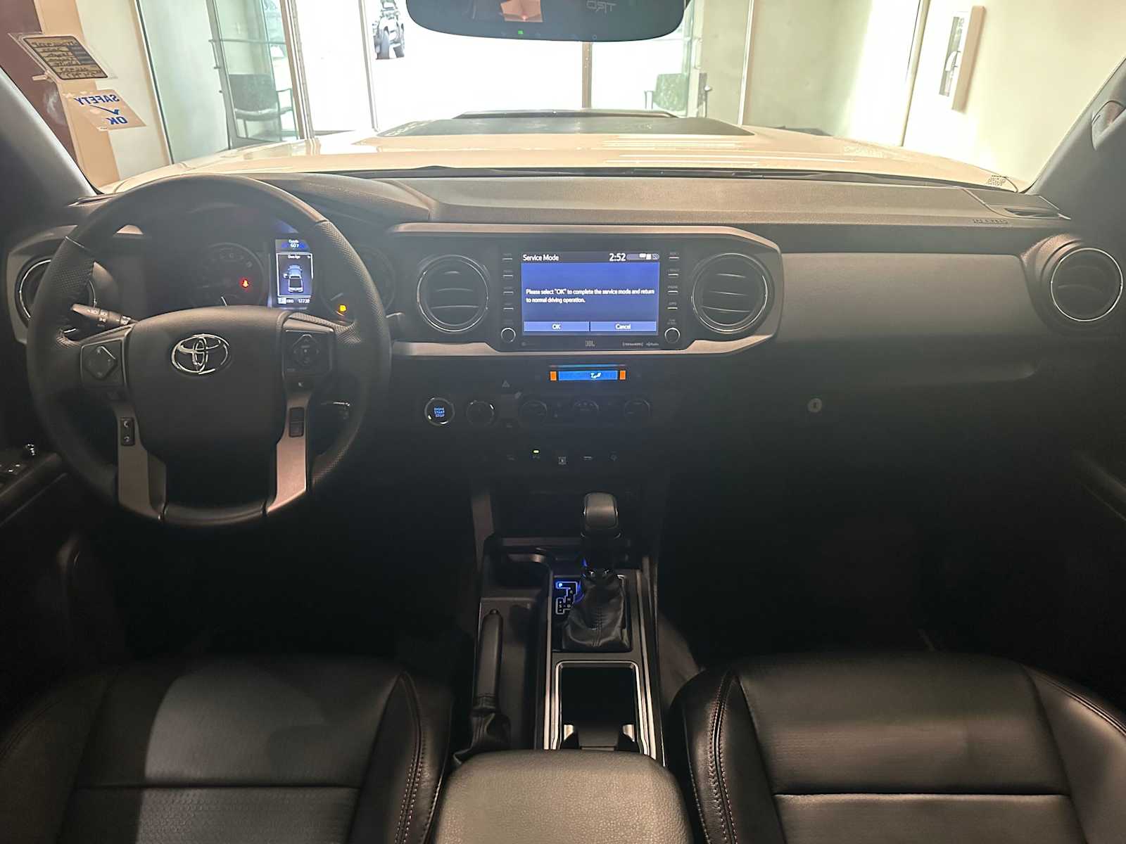 Thumbnail: 2022 Toyota Tacoma - 10