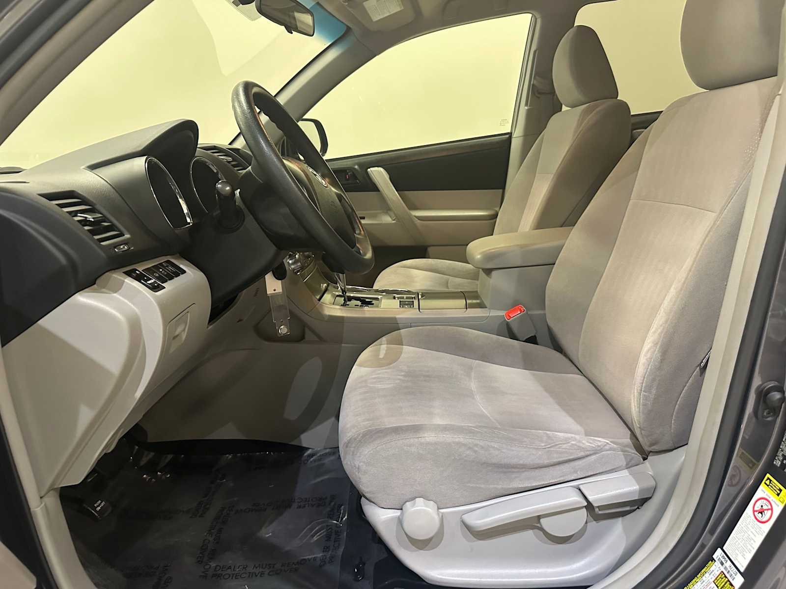 Thumbnail: 2012 Toyota Highlander - 19