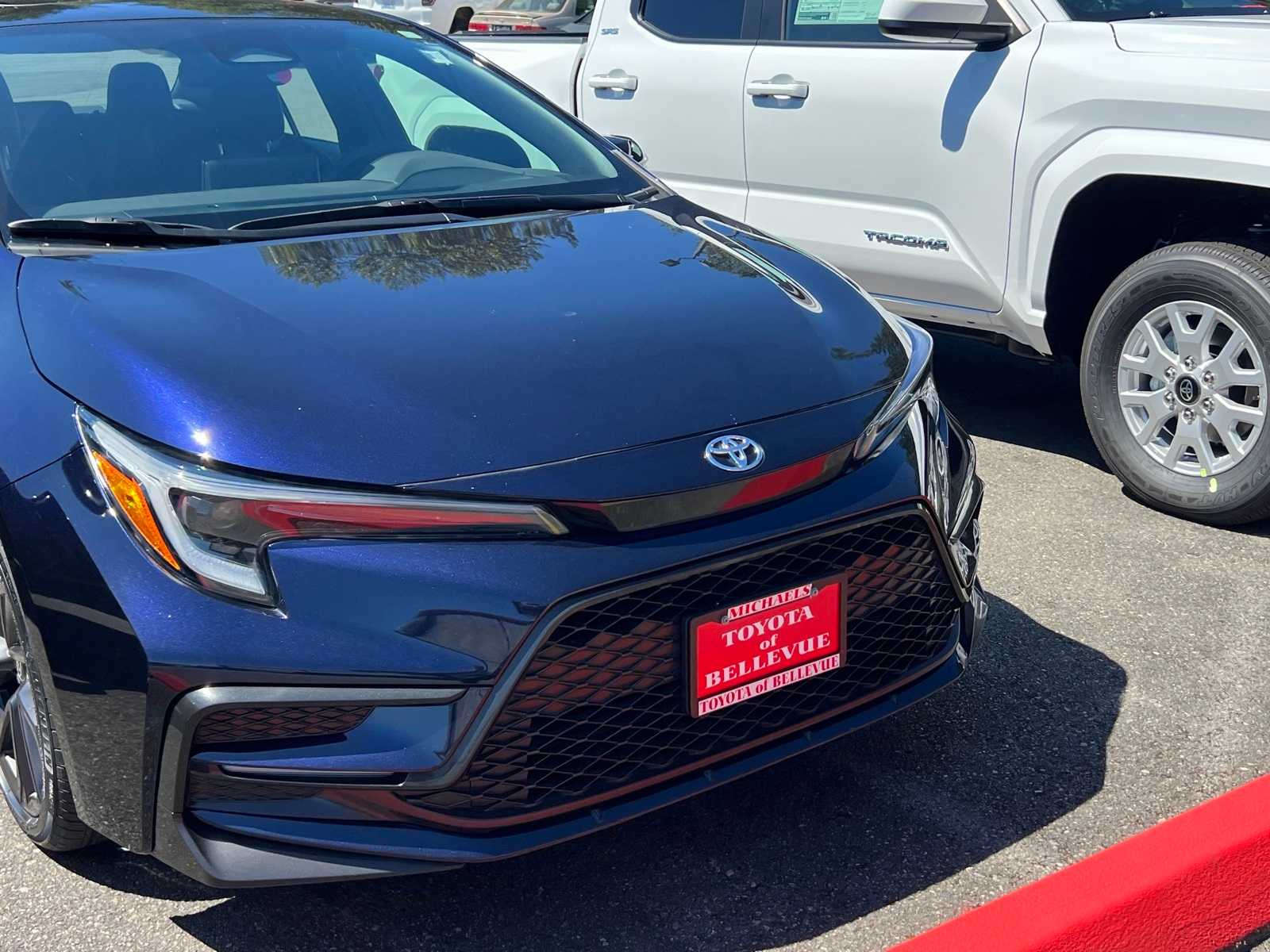 Thumbnail: 2023 Toyota Corolla - 4