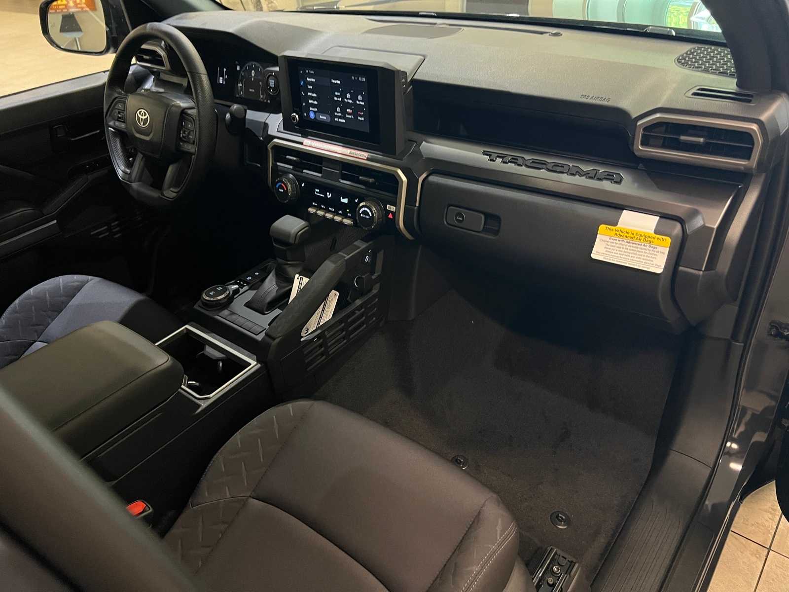 Thumbnail: 2025 Toyota Tacoma - 15